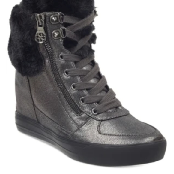 guess women's dustyn wedge sneakers
